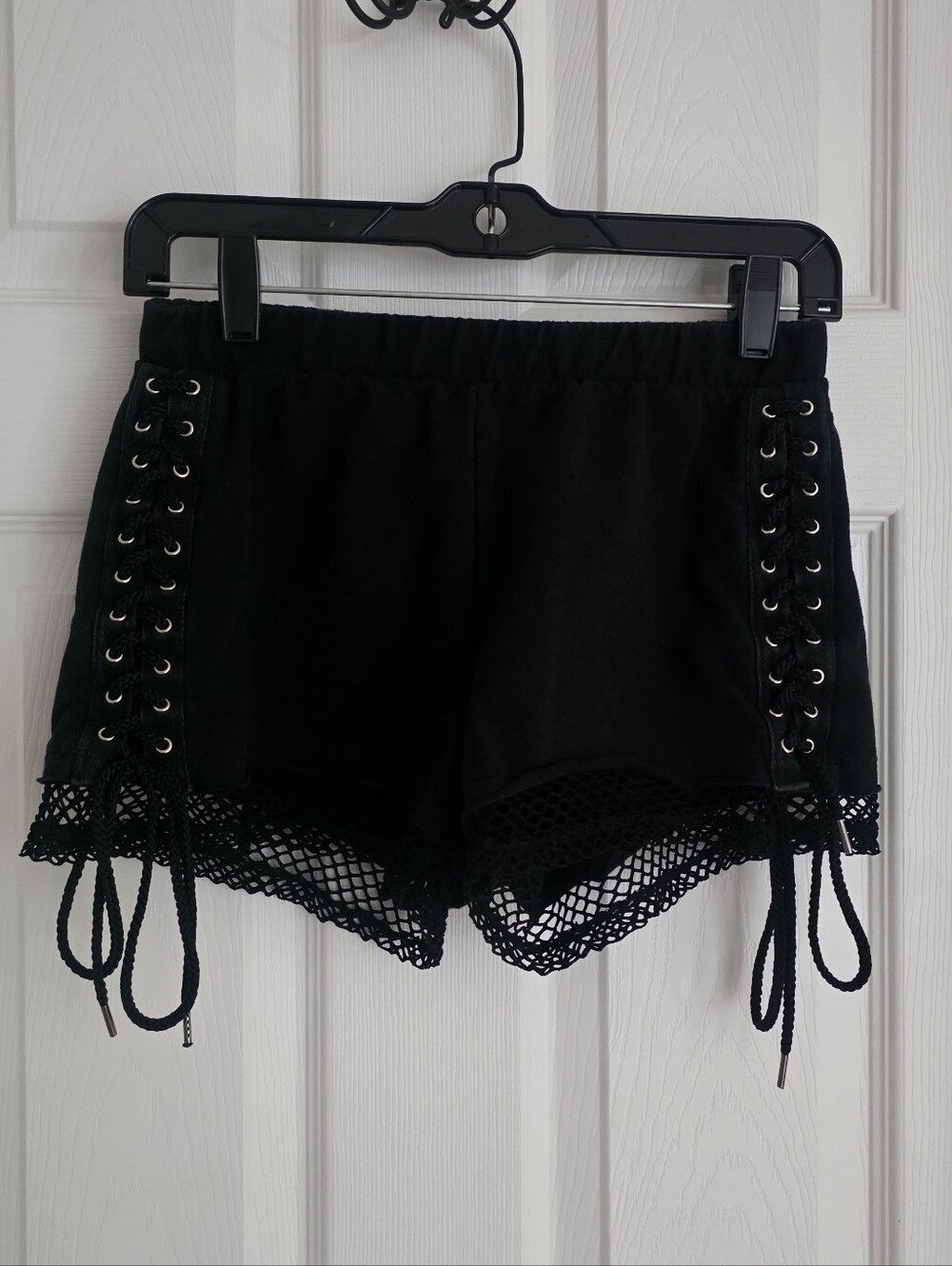 Hot Topic Black Lace-Up Fishnet Hem Shorts Sz S Goth Festival Athletic Baddie